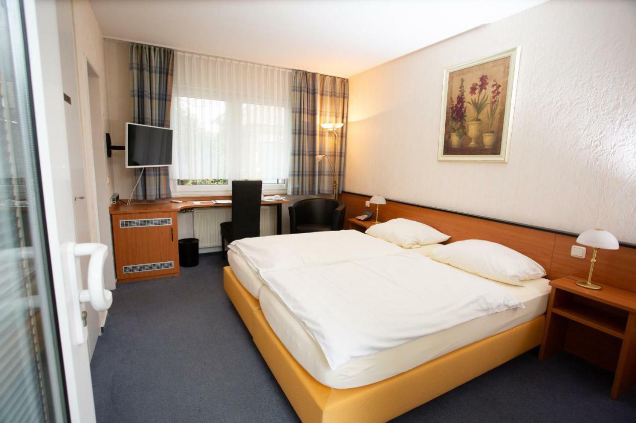 Gaestehaus Am Vogelsang Kerpen  Exteriör bild
